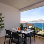 Luxury Lelu Apartment *