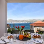 Apartment Luxury Lelu