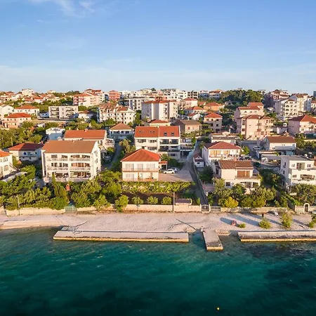 Διαμέρισμα Luxury Lelu Τρογκίρ