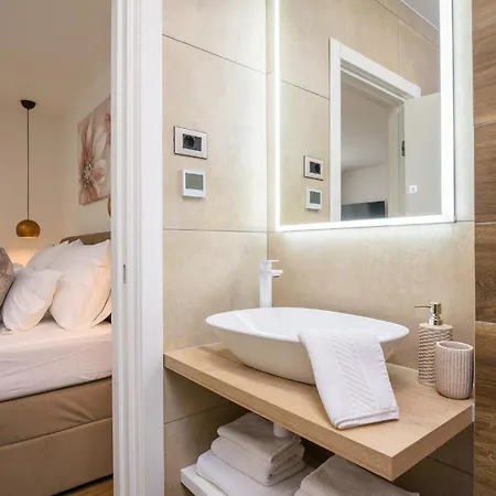 Luxury Lelu Lägenhet *