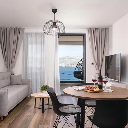 Luxury Lelu * Τρογκίρ