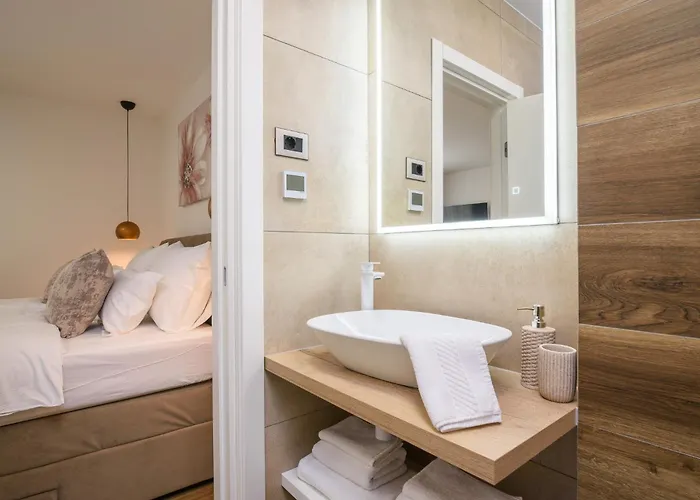 Luxury Lelu Apartamento *